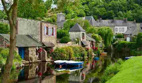 Halloween le top 20 des lieux les plus mystérieux de France Geo fr