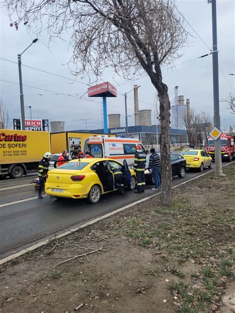 Accident Rutier N Cartierul Tudor Vladimirescu Spre Baza Circula Ia