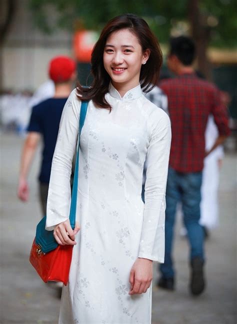 Hot Girl Nh M C I Ch Nh Idol C A M Nh Nhan S C Qua Cam Th Ng Sau