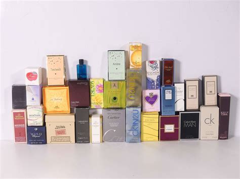 Lot D Environ Miniatures De Parfum En Boite Ou Coffret Dont Hermes