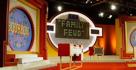 Family Feud Season 1983 - watch full episodes streaming online