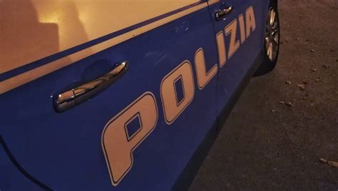 Spaccio In Via Capo Passero Minorenne Sorpreso Con La Droga Tenta Di