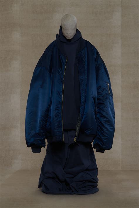 Vetements RTW Spring 2024 PHOTOS