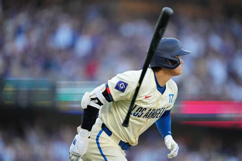 【mlb】「オオタニとテオスカーのコンビは別格」大谷翔平、左中間への弾丸181キロ二塁打 ドジャースの逆転劇呼び込むspread Goo ニュース