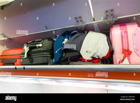 Overhead Lockers Open Hi Res Stock Photography And Images Alamy