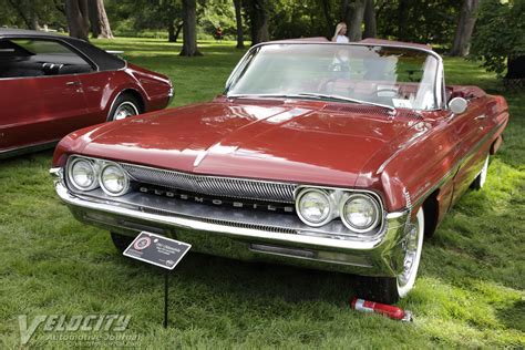 1961 Oldsmobile Super 88 Starfire Convertible Pictures