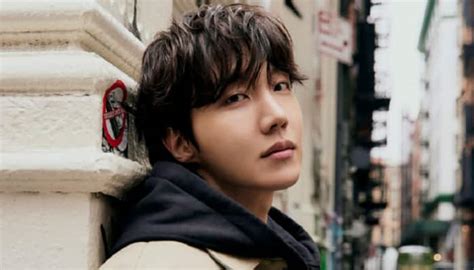 Bts Member J Hope To Serve As Active Duty Soldier To Enroll In