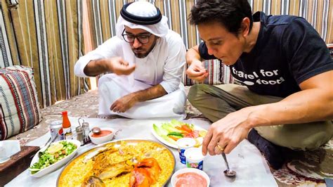 The Ultimate DUBAI FOOD TOUR - Street Food and Emirati Cuisine in Dubai ...