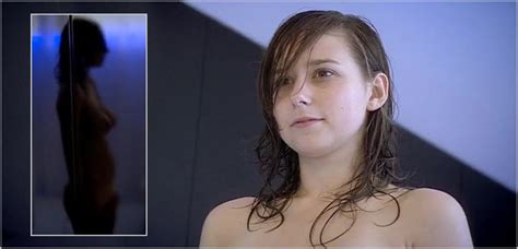 16 Uit Het Leven Gegrepen Nude Pics Page 1