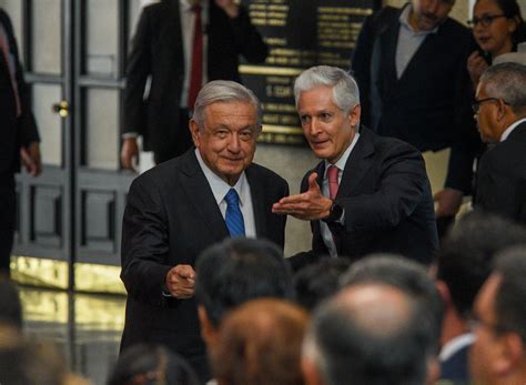 López Obrador da un espaldarazo al PRI más tradicional al acudir a la