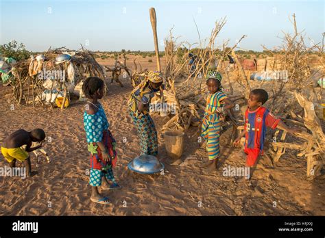 African village children, Tetiane Bade, Senegal, West Africa, Africa ...