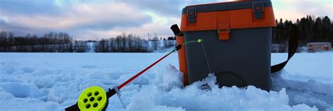 Что нужно для зимней рыбалки? Перечень необходимого оборудования и ...