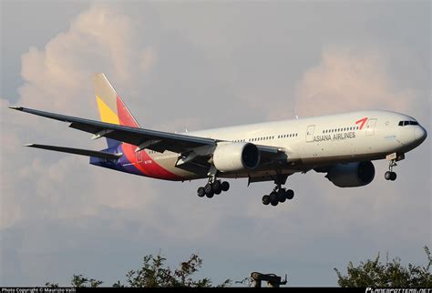 Hl Asiana Airlines Boeing Eer Photo By Maurizio Valli Id