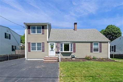 12 Sylvia Rd Peabody MA 01960 Zillow