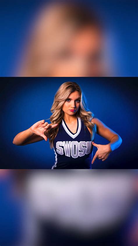 Dance Team Photoshoot Poses In Photoshoot Hot Cheerleaders
