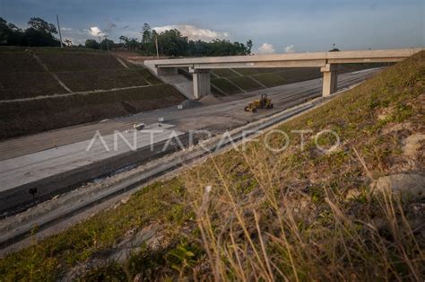 Progres Pembangunan Jalan Tol Serang Panimbang Antara Foto