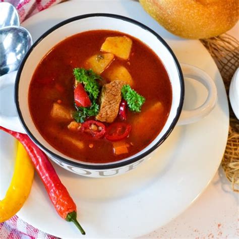 Gulaschsuppe Nach Ungarischer Art Arte In Cucina