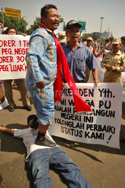 Bangku Sekolah Antara Foto