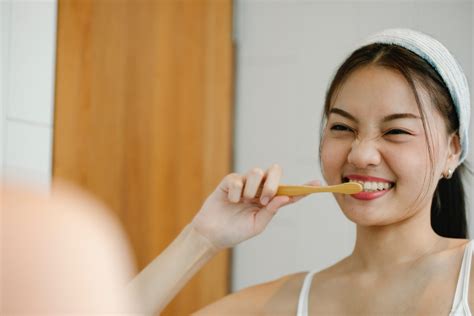 Como o uso do fio dental e a escovação podem ser bons para seus pulmões