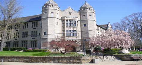 Youngstown State University | Overview | Plexuss.com