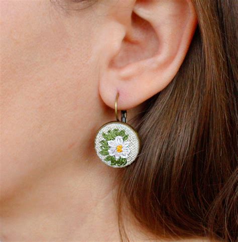 Cottagecore Earrings Small White Daisies Earrings Wild Flowers Etsy