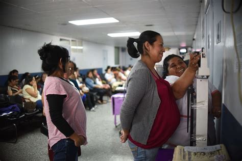 Embarazadas Alarmadas Por Virus Del Zika En Guatemala