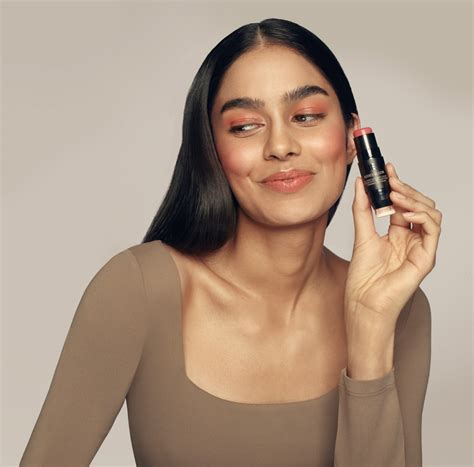 GO NUDE With Nude Love For Your Best NOMAKEUPMAKEUP Look Ohlala Qatar