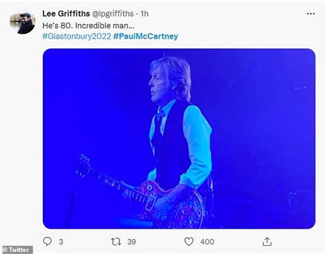 Paul McCartney Waves Ukraine S Flag During His Historic Glastonbury Set