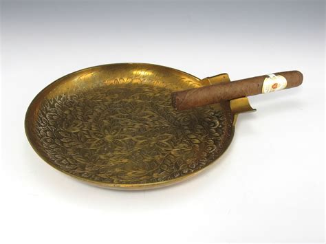 Large Cigar Ashtray Brass Engraved Decor Hand Made India Big Ashtray