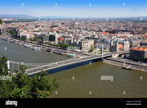 Elizabeth Bridge Budapest Hungary Stock Photo Alamy