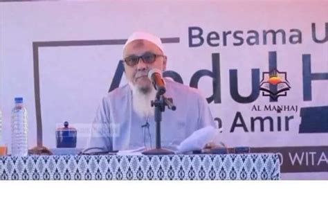 Mengenal Ustadz Abdul Hakim Bin Amir Abdat Penceramah Dan Pemikir