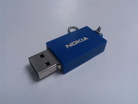 รีวิวโทรศัพท์มือถือ Nokia Lumia 610 Review โนเกีย