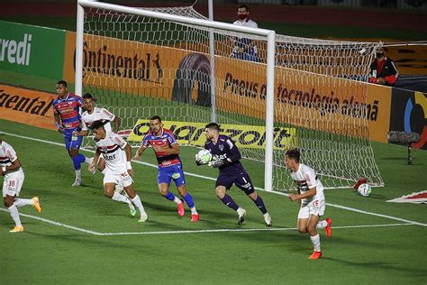 S O Paulo X Fortaleza Desfalques Escala Es E Onde Assistir