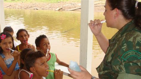 Marinha do Brasil lança edital para dentistas