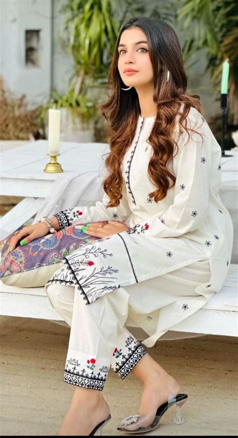 Pin By Saleem On Laiba Khan In Desi Beauty Shirt Dress Fashion