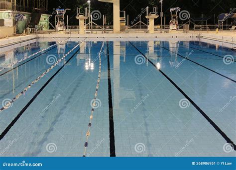 2 Sept 2013 the Last Day of Victoria Park Swimming Pool Complex ...