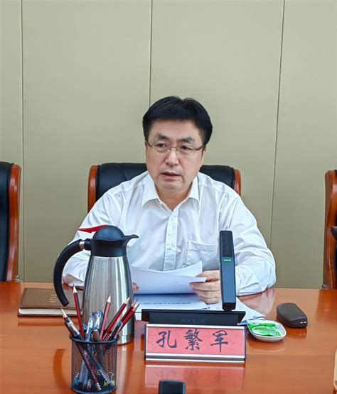 福建省人社厅党组理论学习中心组专题学习研讨《习近平经济思想学习纲要》书目 机关党建 省人社厅