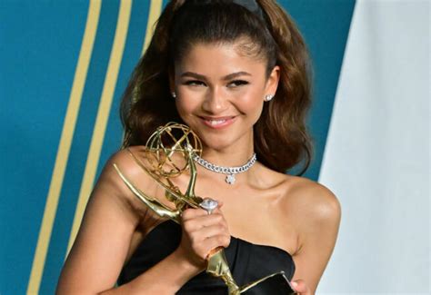 Zendaya Makes Emmy History As First Black Woman To Win Lead Actress In ...