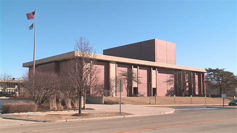 New Trier High School Returns To Remote Learning After Bringing