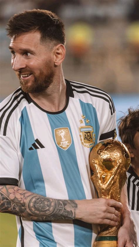 Pin By Rooz On Messi World In Lionel Messi Messi Cristiano