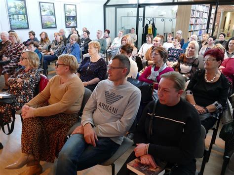 Trwa Tydzień Bibliotek w Pleszewie Czytelnicy książnicy spotkali się z