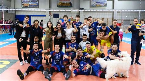 Volley A3 vittoria e prima volta ai playoff è festa per la Geetit Bologna