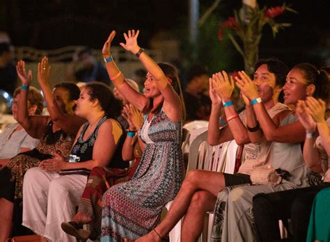Samoa Observer Joss Stone Performs To Full House In Apia
