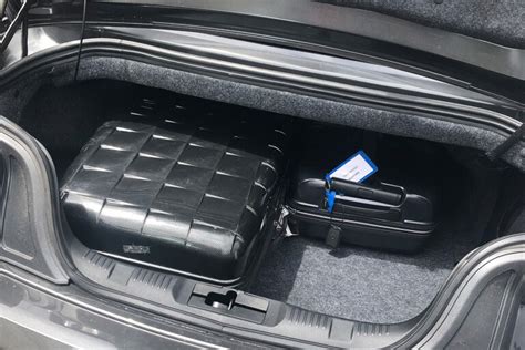 Final Fontanero Hamburguesa Ford Mustang Convertible Boot Space Marcha