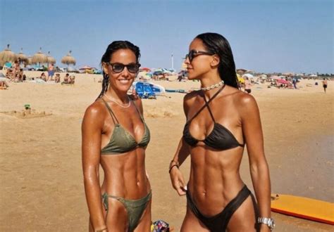 Hot Sexy Mariana Patrocinio Bikini Pics