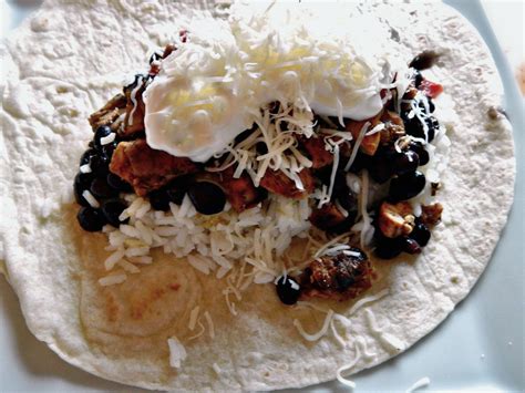 Chipotle Chicken Burrito Copycat Recipe - Frugal Hausfrau