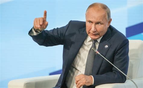 Замахи на президента рф володіміра путіна були але занадто невдалі