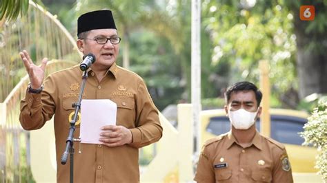 Wali Kota Gorontalo Marten Taha Akhiri Masa Jabatan Serahkan Tugas Ke