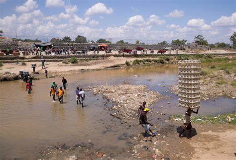 República Dominicana Reconoce Que Canal De Haití No Afecta A Un Río Fronterizo Marketdata