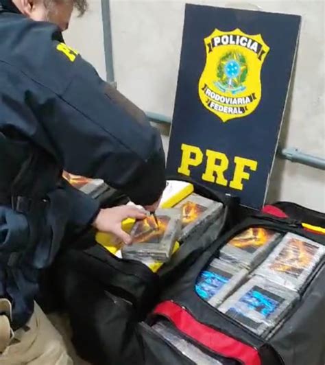 PRF apreende 164 quilos de cocaína caminhoneiro em Catanduvas PR